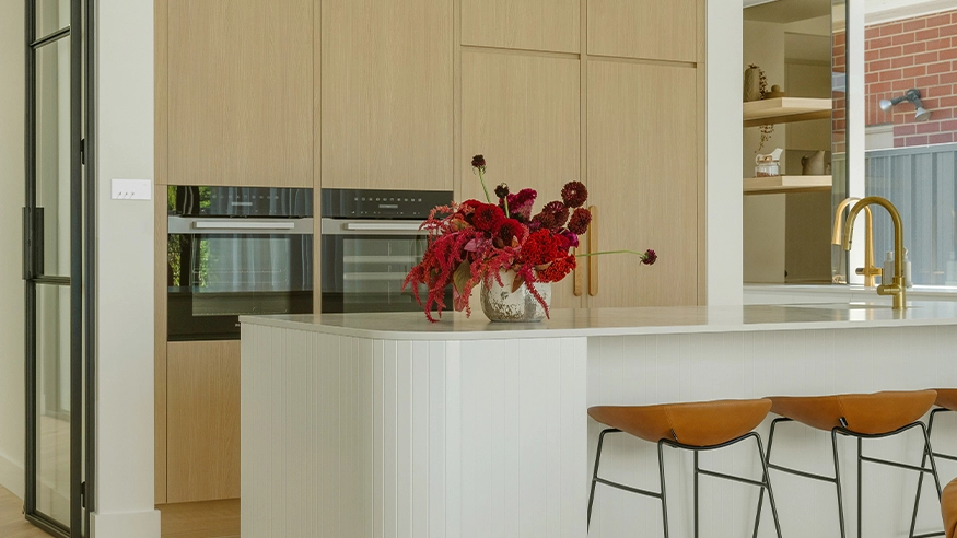 Contemporary kitchen with an elegant centerpiece