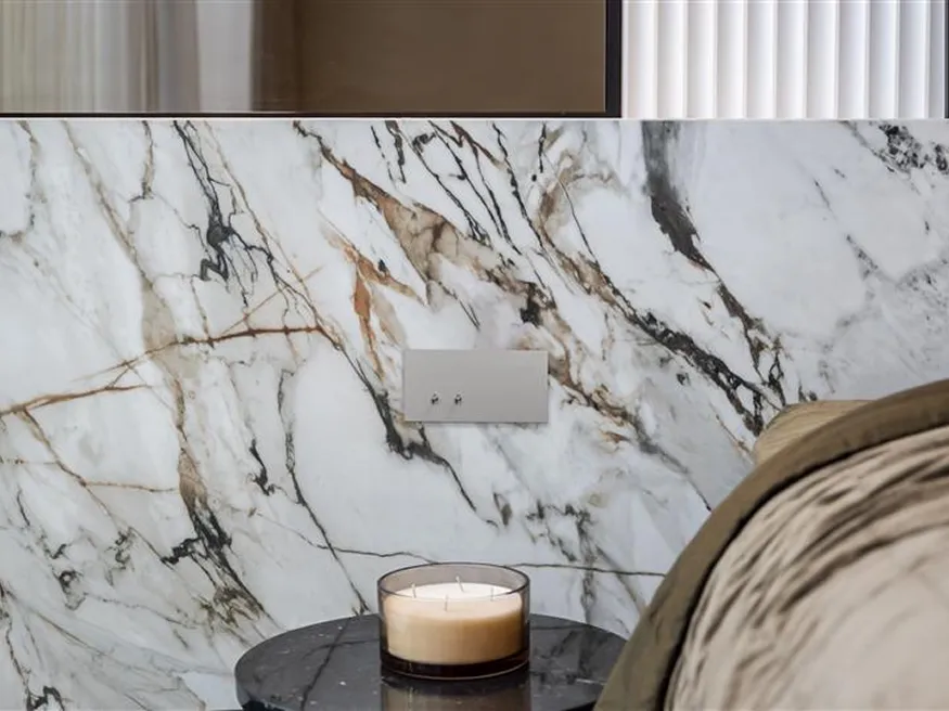 A Clipsal Solis T Series power outlet in platinum.