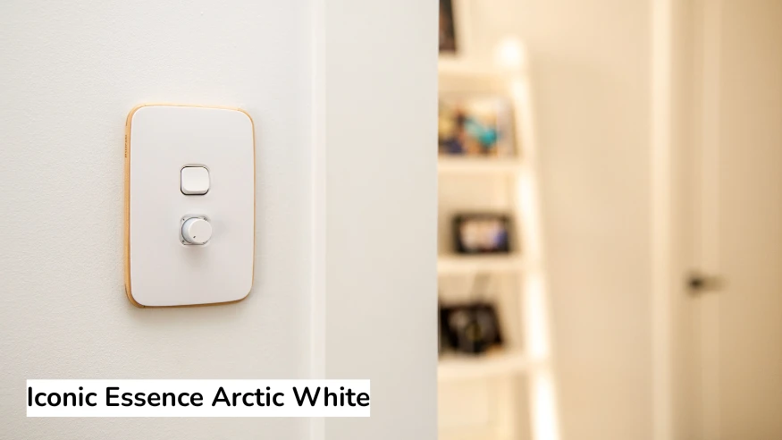 Click to watch Iconic Essence Colours in action