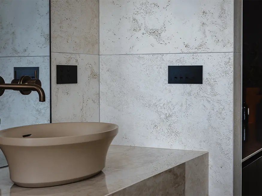 A Clipsal Solis power point in black.